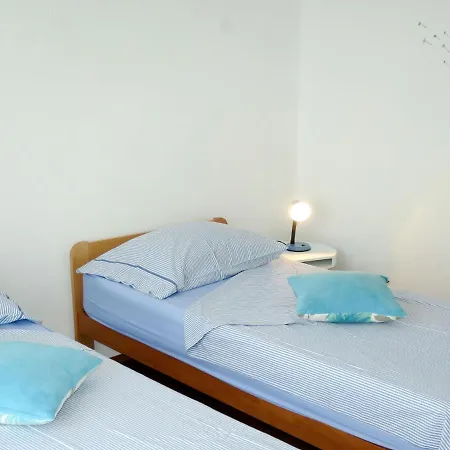Apartmán Tomislav - Srd454 By Interhome *